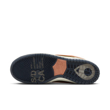 Load image into Gallery viewer, Nike SB Dunk Low Pro QS- Arts-Rec