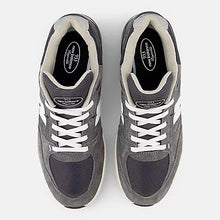 Load image into Gallery viewer, NB Numeric Andrew Reynolds 933 Skate Shoes-Dark Grey/White