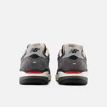 Load image into Gallery viewer, NB Numeric Andrew Reynolds 933 Skate Shoes-Dark Grey/White