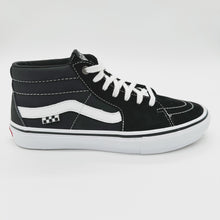 Load image into Gallery viewer, Vans Skate Grosso Mid-Black/White/Emo Leather
