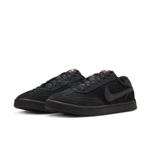 Load image into Gallery viewer, Nike SB FC Classic Skate Shoes-Black/Black
