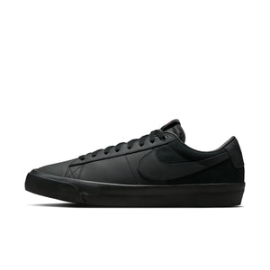 Nike SB Zoom Blazer Low Pro GT ISO Shoes-Triple Black