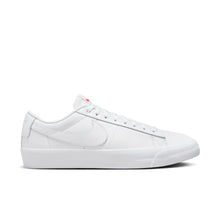 Load image into Gallery viewer, Nike SB Zoom Blazer Low GT ISO-Triple White
