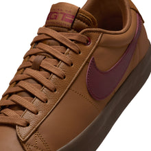 Load image into Gallery viewer, Nike SB Blazer Low Pro GT-Light British Tan/Dark Team Red
