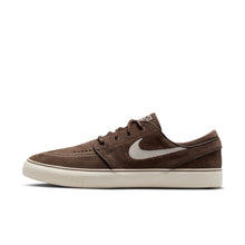 Load image into Gallery viewer, Nike SB Zoom Janoski OG-Baroque Brown/Pale Ivory
