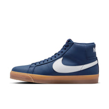 Load image into Gallery viewer, Nike SB Zoom Blazer Mid Skate Shoes-&#39;Orange Label&#39; Navy/Gum
