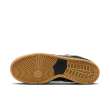 Load image into Gallery viewer, Nike SB Dunk Low Pro-Black/White/Gum
