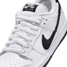 Load image into Gallery viewer, Nike SB Dunk Low Pro - White/Black/Gum
