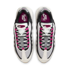 Load image into Gallery viewer, Nike SB Air Max 95-Summit White/Cactus Flower
