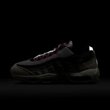 Load image into Gallery viewer, Nike SB Air Max 95-Summit White/Cactus Flower
