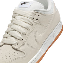 Load image into Gallery viewer, Nike SB Dunk Low Pro B-Pale Ivory
