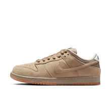 Load image into Gallery viewer, Nike SB Dunk Low Pro B Skate Shoes-Parachute Beige/Desert Khaki
