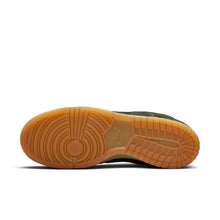 Load image into Gallery viewer, Nike SB Dunk Low Pro B-Sequoia/Light Army
