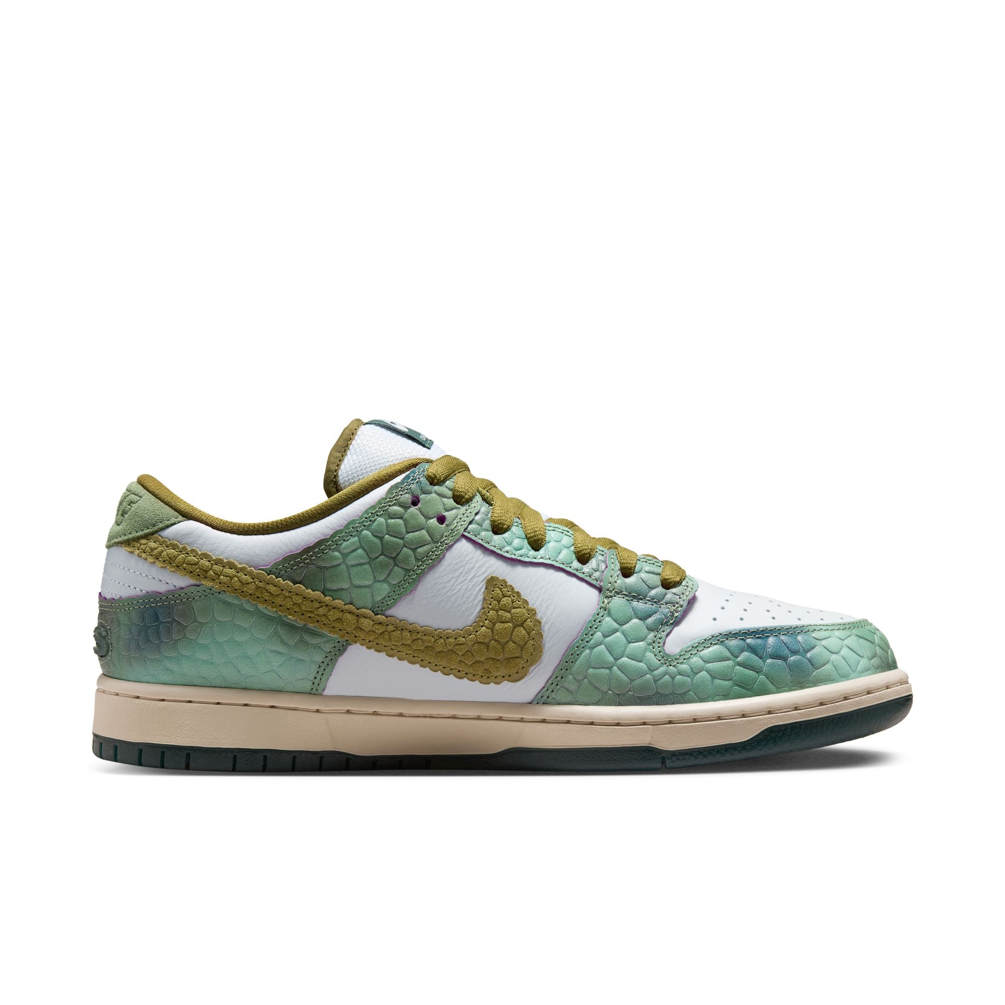 Nike SB Dunk Low Pro Shoes QS Alexis Sablone Chameleon