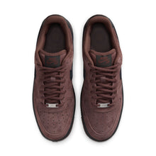 Load image into Gallery viewer, Nike SB Air Force 1 Low- Light Chocolate/Black
