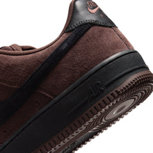 Load image into Gallery viewer, Nike SB Air Force 1 Low- Light Chocolate/Black
