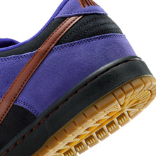 Load image into Gallery viewer, Nike SB Dunk Low Pro-Persian Violet/Cinnamon
