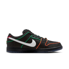 Load image into Gallery viewer, Nike SB Dunk Low Pro x Bronx Girls Skate
