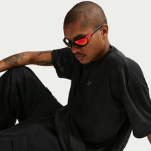 Load image into Gallery viewer, Nike SB Ishod Jersey / Black
