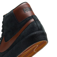 Load image into Gallery viewer, Nike SB Zoom Blazer Mid-Black Spruce/Corduroy Brown
