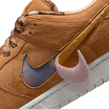 Load image into Gallery viewer, Nike SB x NOTE Manchester Dunk Low Pro "Brew &amp; Biscuits"

