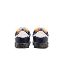 Load image into Gallery viewer, Nike SB Zoom Tennis Classic x Rassvet
