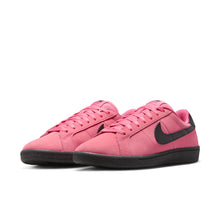 Load image into Gallery viewer, Nike SB Zoom Tennis Classic-Hyper Pink/Black
