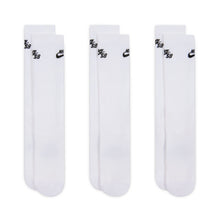 Load image into Gallery viewer, Nike SB Everyday Elevated Skate Socks (3-Pack)
