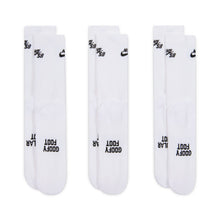 Load image into Gallery viewer, Nike SB Everyday Elevated Skate Socks (3-Pack)
