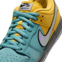 Load image into Gallery viewer, Nike SB Dunk Low Pro-Muni Fast Pass-Lightning/Denim Turquoise

