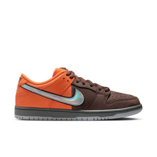 Load image into Gallery viewer, Nike SB Dunk Low Pro-“Fast Pass”
