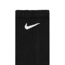 Load image into Gallery viewer, Nike Everyday Plush Cushion Crew Socks-6 Pack
