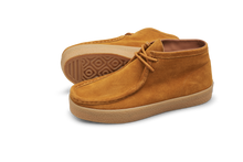 Load image into Gallery viewer, Last Resort AB VM006 Moc Hi Suede-Golden Brown/Gum
