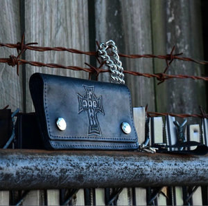 Dogtown Vintage Cross Large Leather Chain Wallet