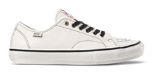 Load image into Gallery viewer, Vans Skate AVE Classic x Hockey White
